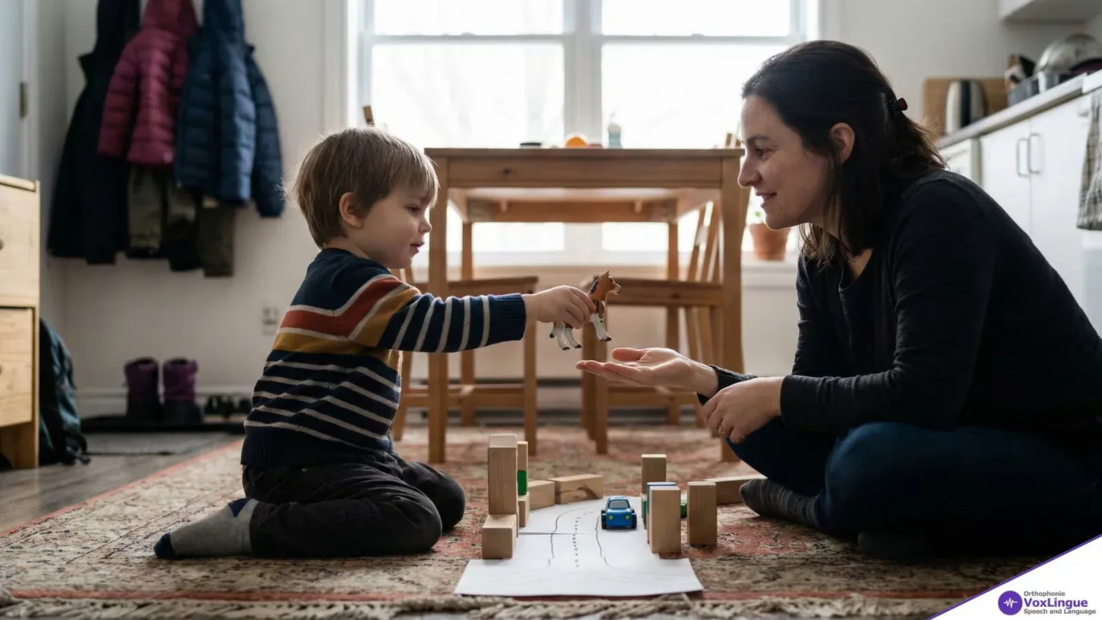 Build a Tiny World to Support Turn Taking and Language at Home / Créer un petit monde pour soutenir l’alternance et le langage à la maison